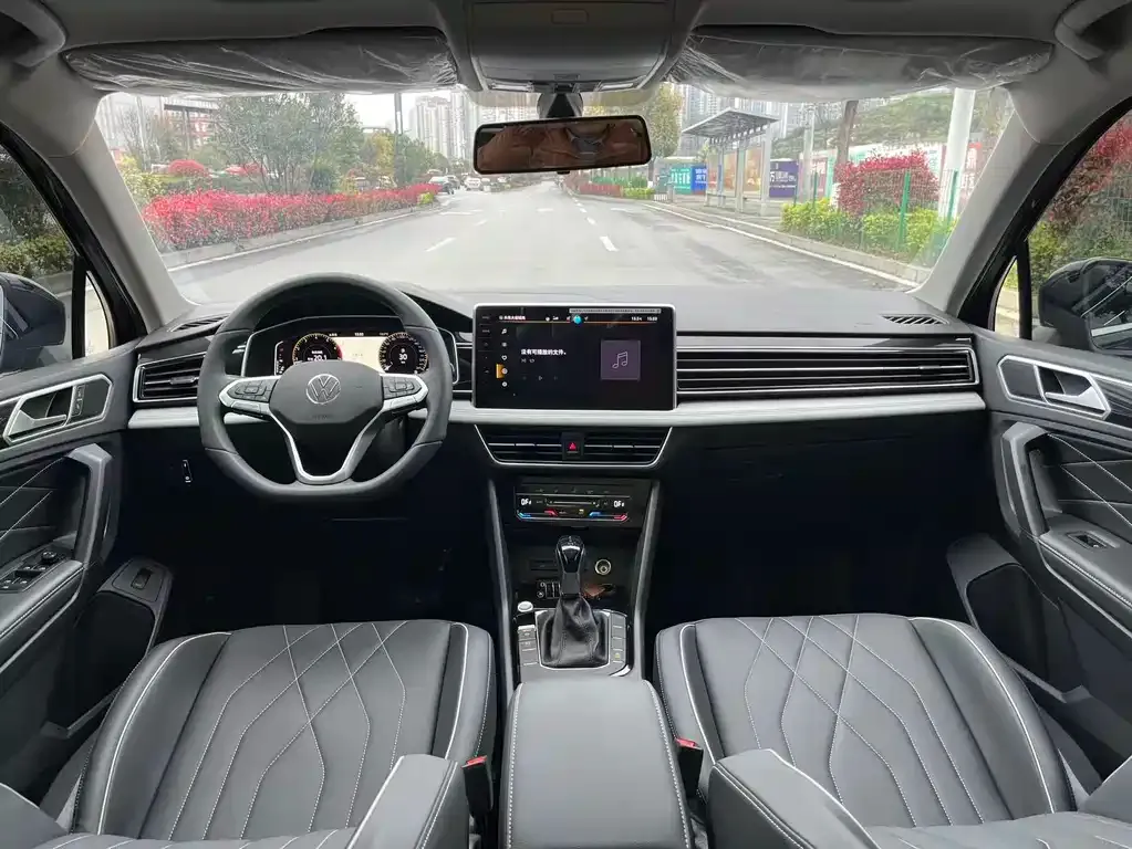Volkswagen Tiguan L 2025 из CN, фото 6