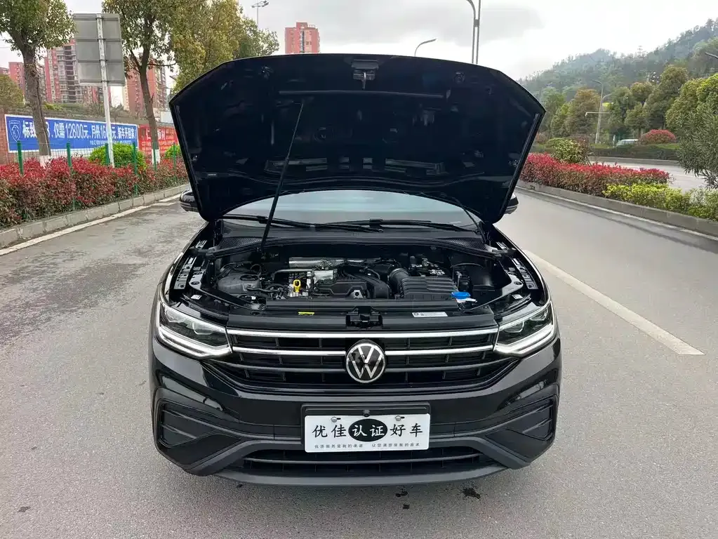 Volkswagen Tiguan L 2025 из CN, фото 8