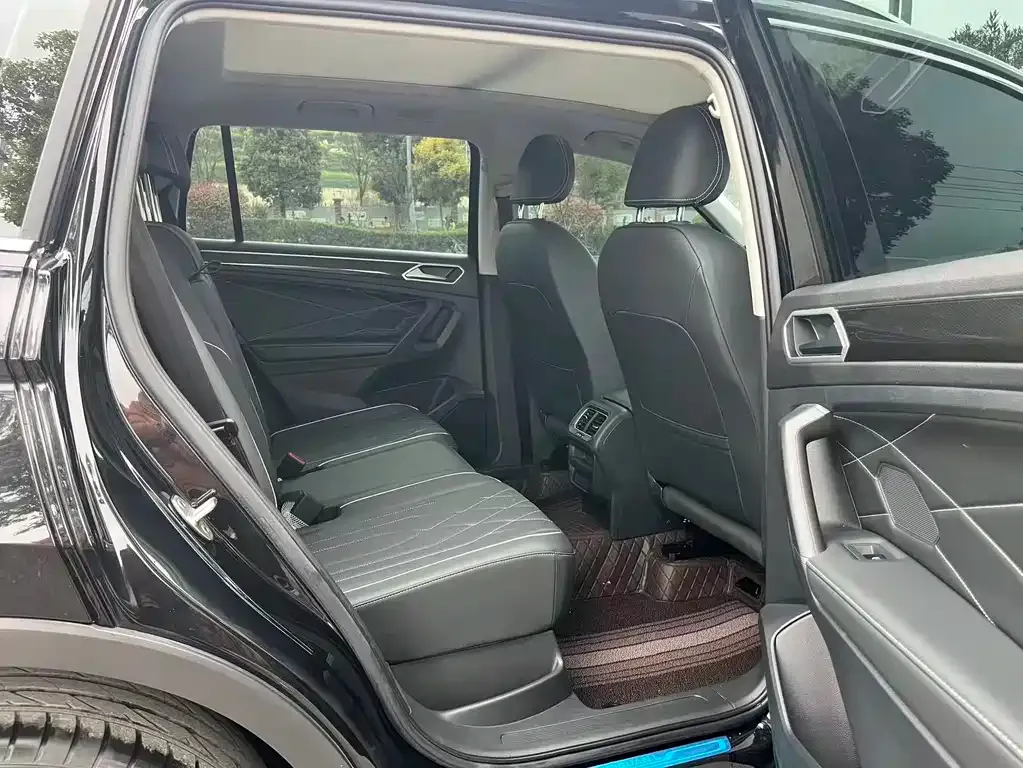 Volkswagen Tiguan L 2025 из CN, фото 7