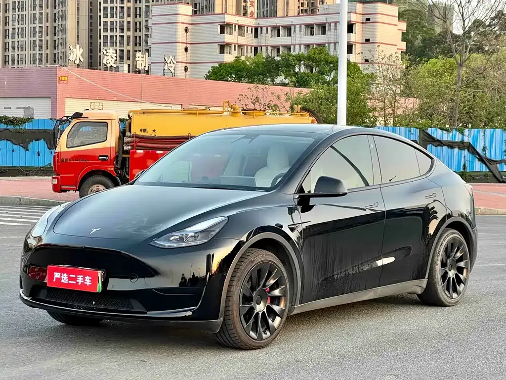 Tesla Model Y 2023 из CN, фото 1