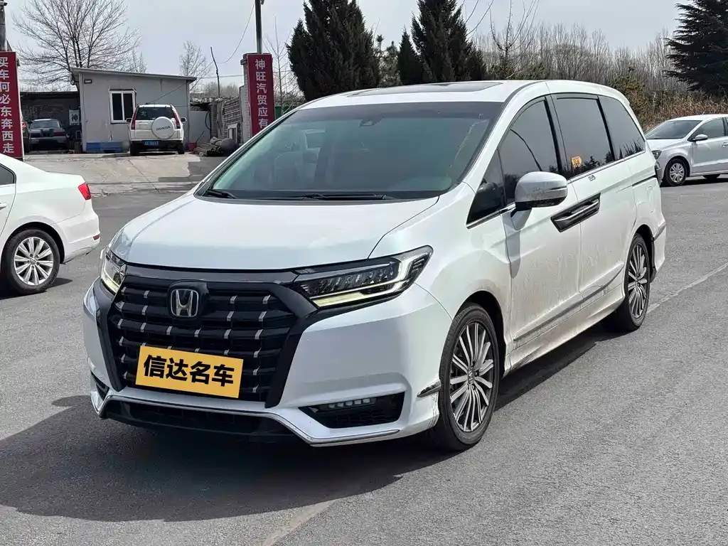 Honda Elysion 2023 из CN, фото 1
