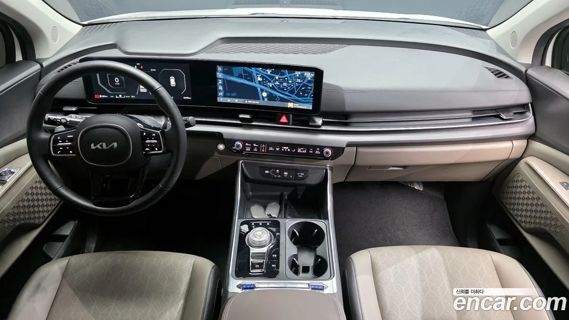Kia Carnival — фото 10