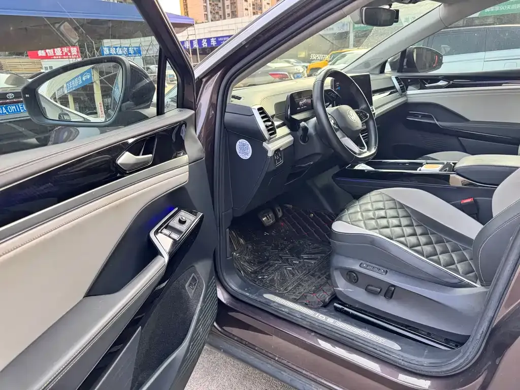 Volkswagen ID.6 Crozz 2021 из CN, фото 2