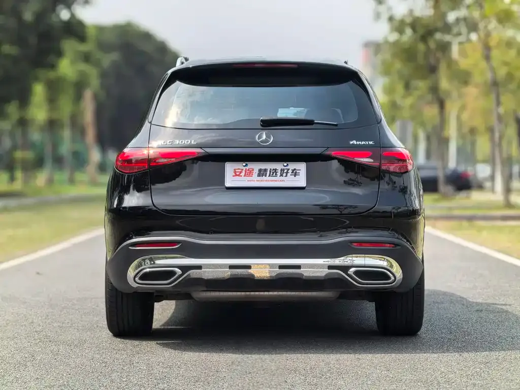 Mercedes-Benz GLC 2024 из CN, фото 3