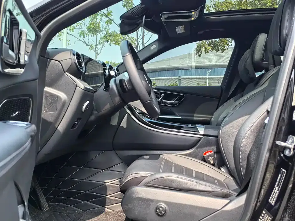 Mercedes-Benz GLC 2024 из CN, фото 7