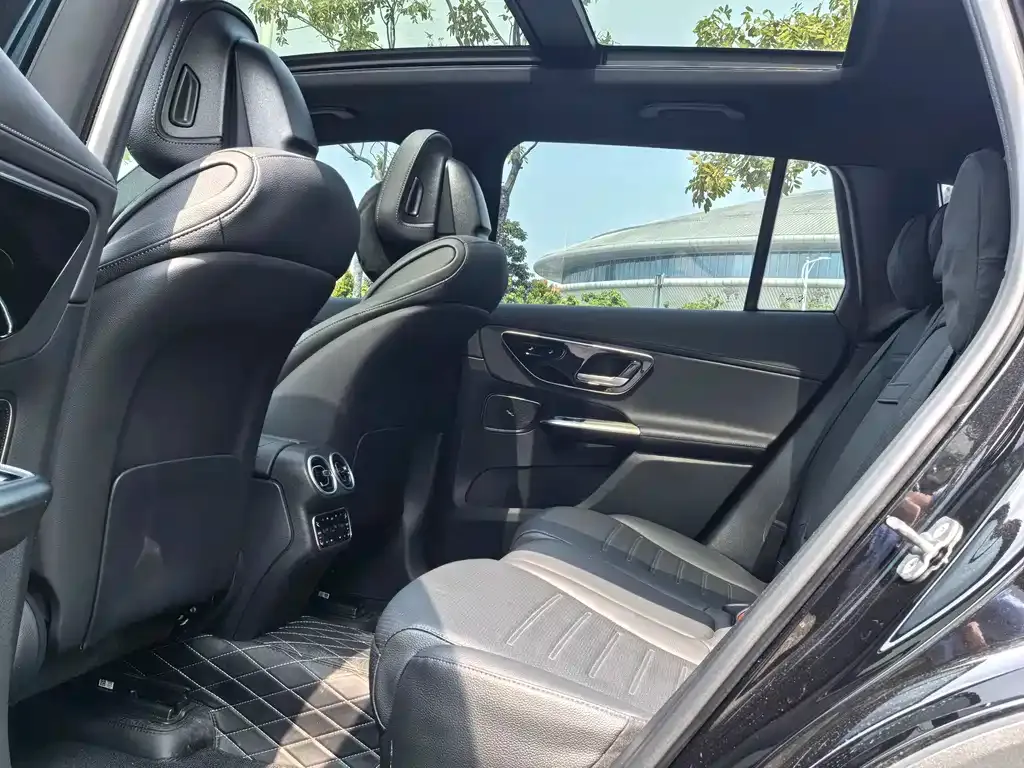 Mercedes-Benz GLC 2024 из CN, фото 9