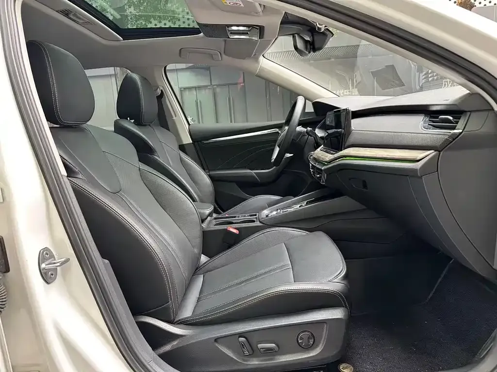 Skoda Octavia 2022 из CN, фото 6