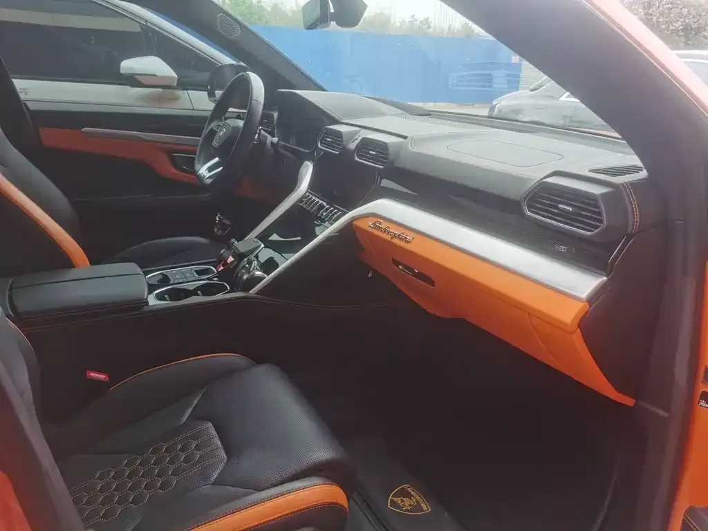Lamborghini Urus 2023 из CN, фото 8