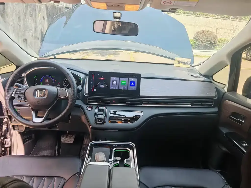 Honda Odyssey — фото 6