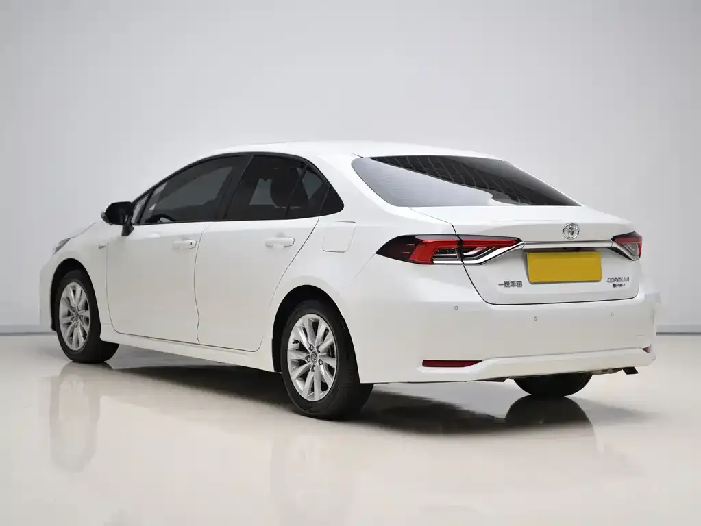Toyota Corolla 2024 из CN, фото 8