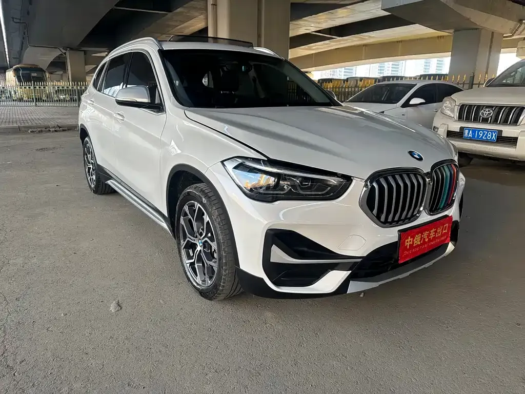 BMW X1 2022 из CN, фото 10