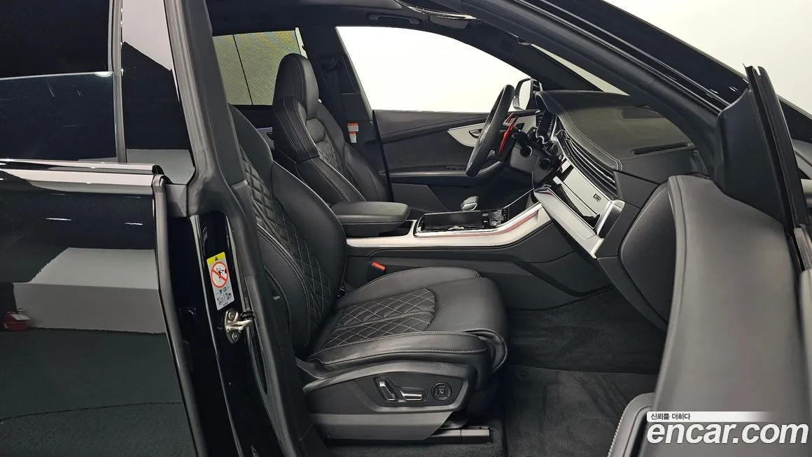 Audi Q8 2023 из KR, фото 10