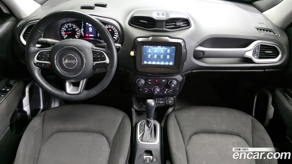 Jeep Renegade 2021 из KR, фото 7