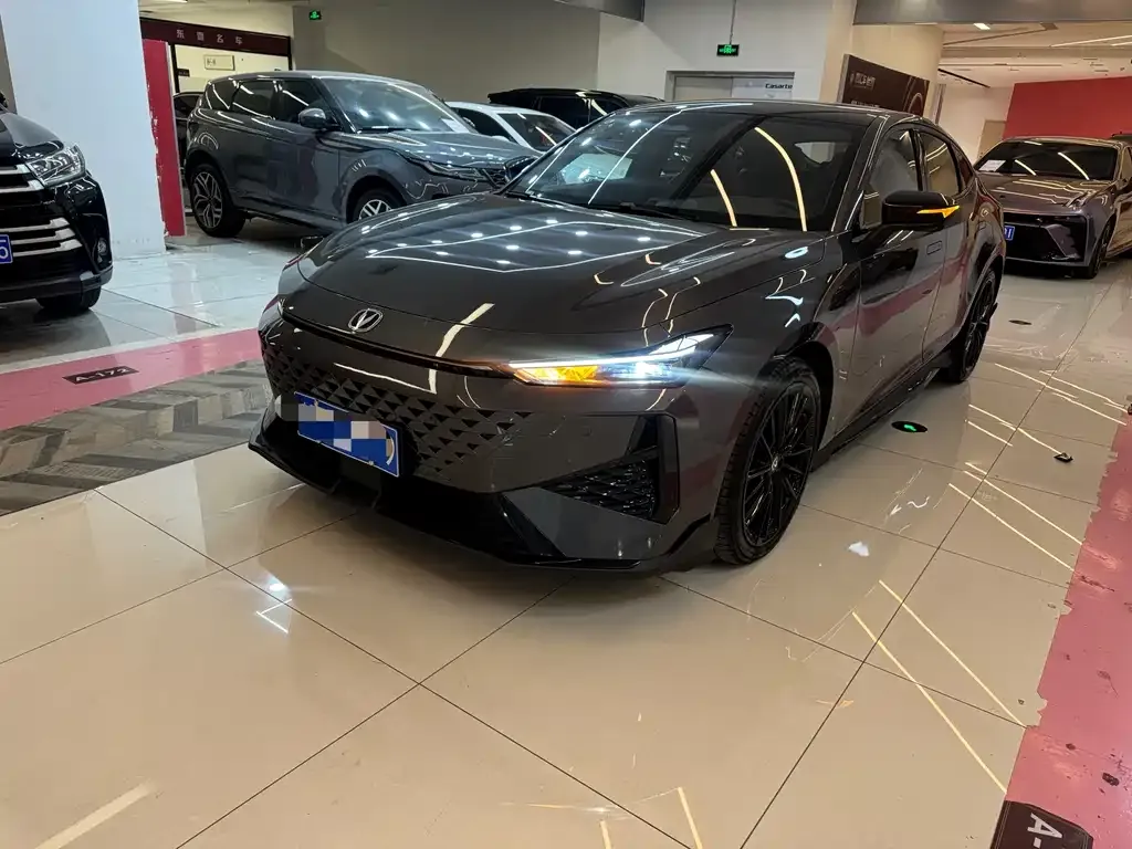 Changan UNI-V 2024 из CN, фото 1