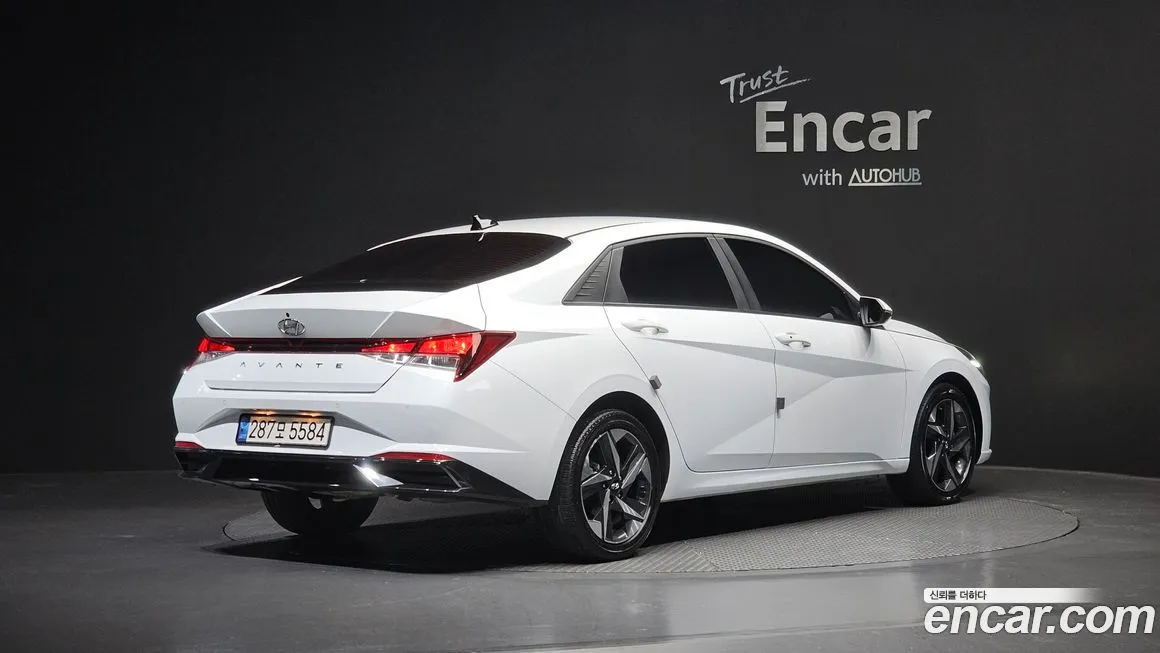 Hyundai AVANTE — фото 5