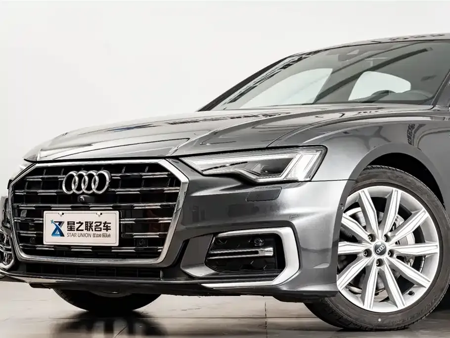 Audi A6L — фото 10