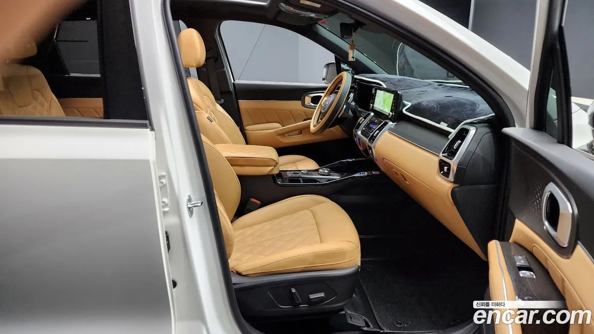 Kia Sorento — фото 6