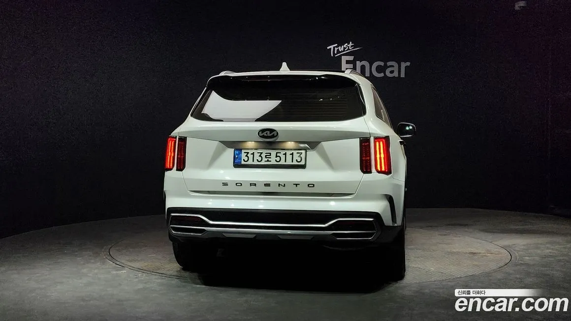 Kia Sorento — фото 8