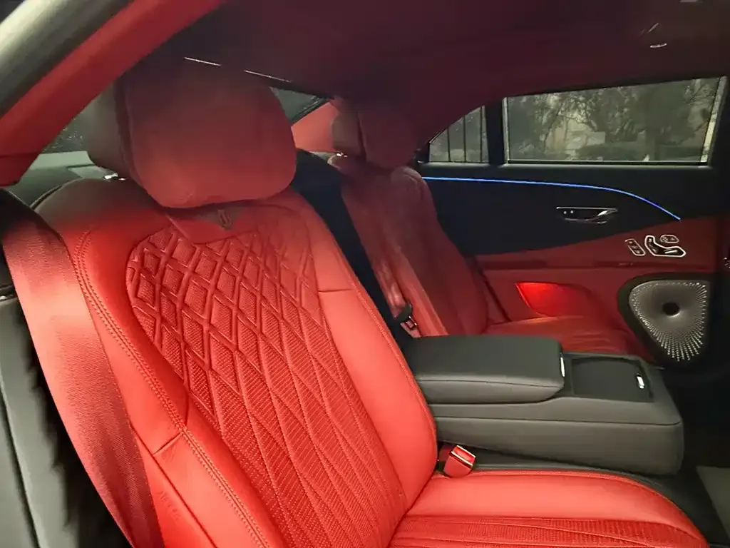 Bentley Flying Spur 2021 из CN, фото 2