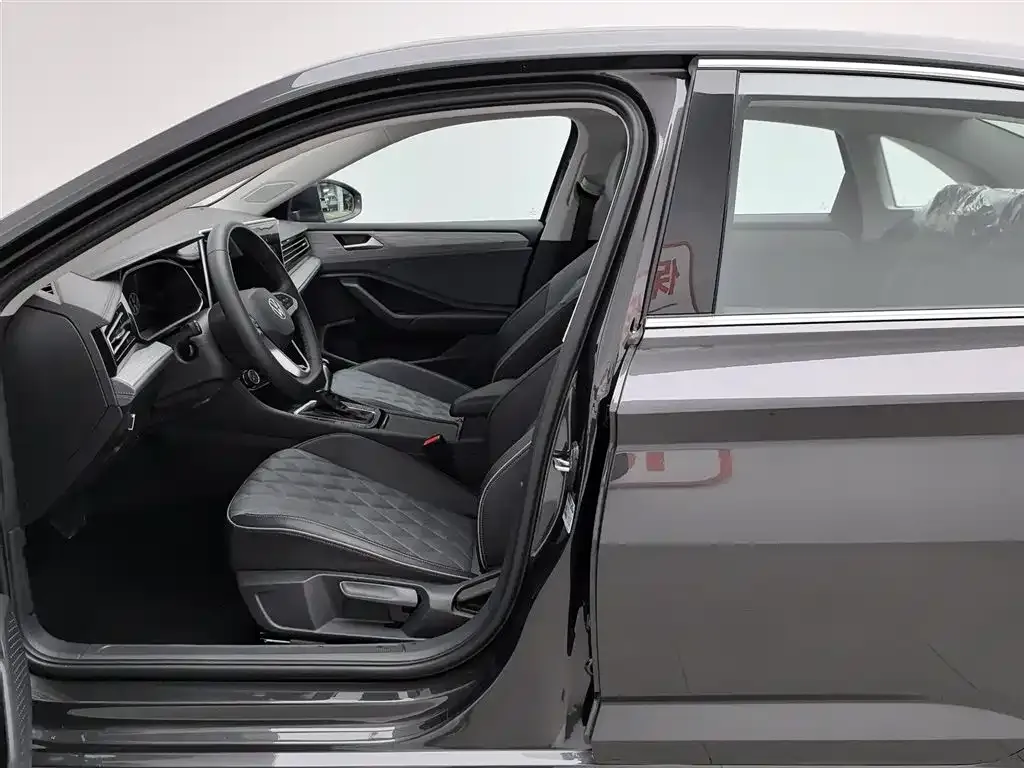 Volkswagen Sagitar 2025 из CN, фото 6