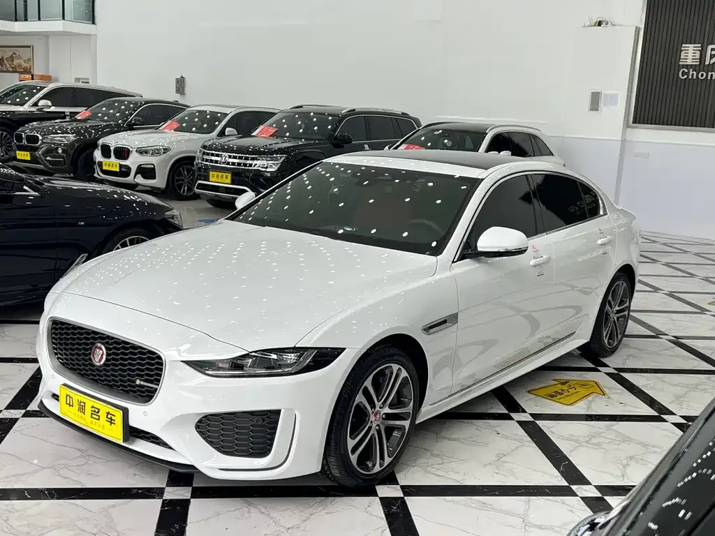 Jaguar XEL — фото 1
