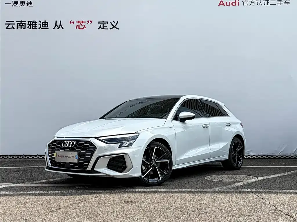 Audi A3 2024 из CN, фото 1