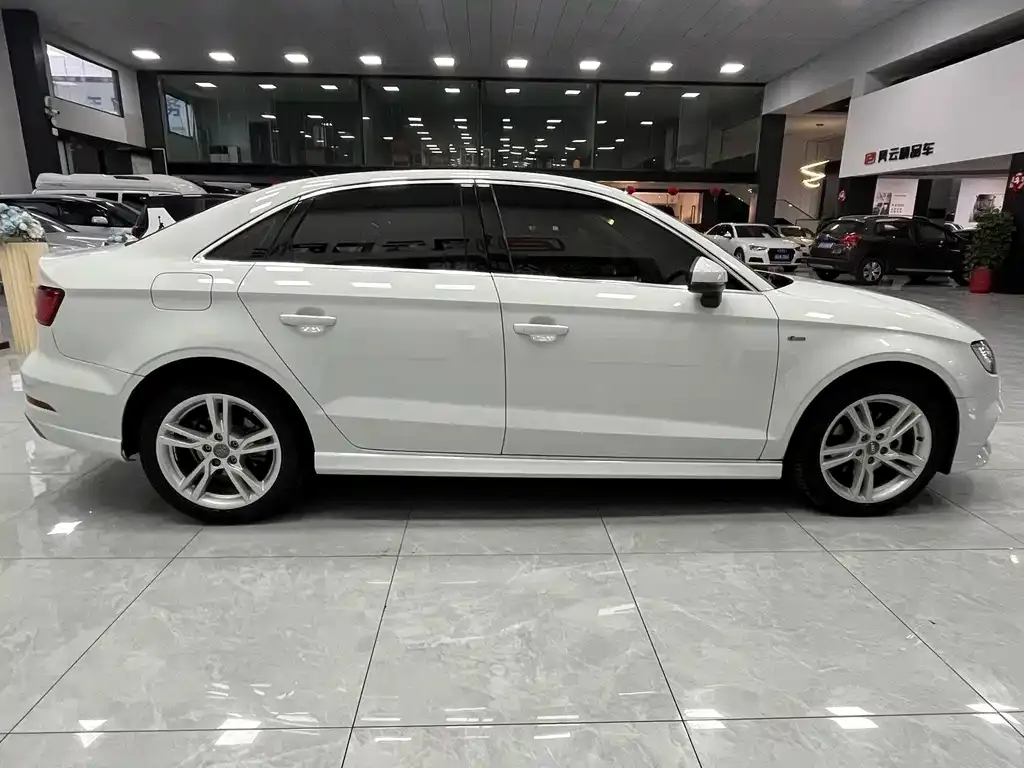 Audi A3 — фото 6