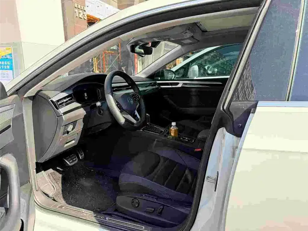 Volkswagen CC 2025 из CN, фото 3
