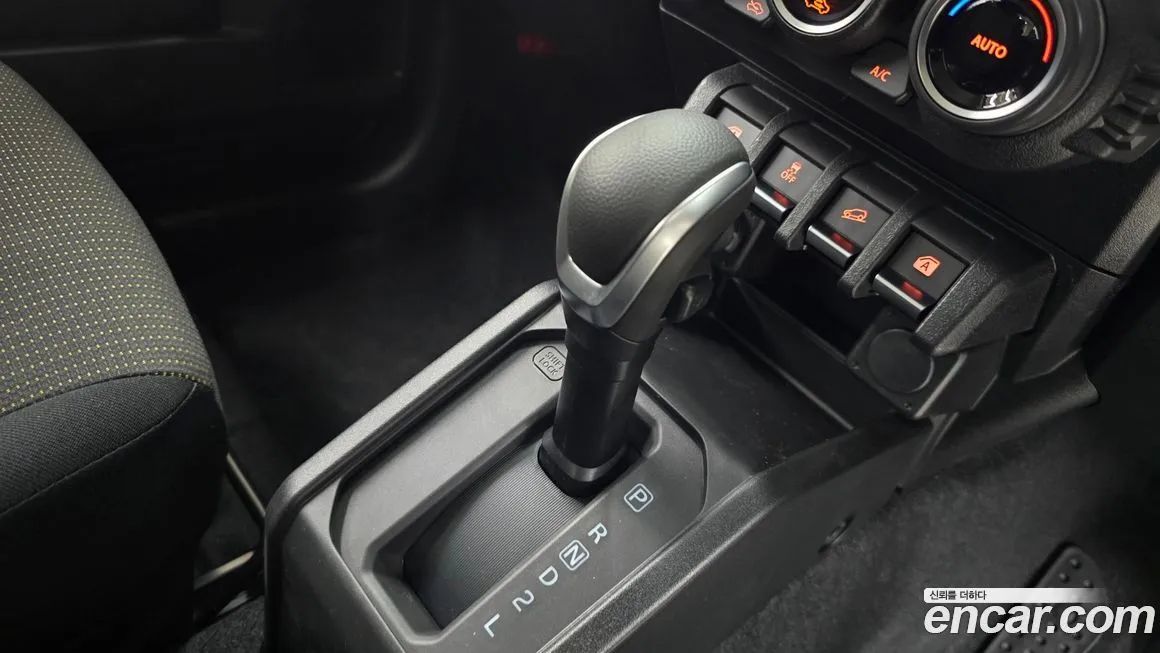Suzuki Jimny 2025 из KR, фото 8