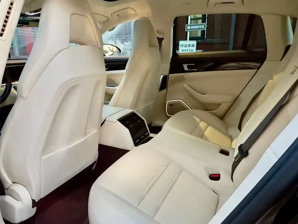 Porsche Panamera 2021 из CN, фото 6