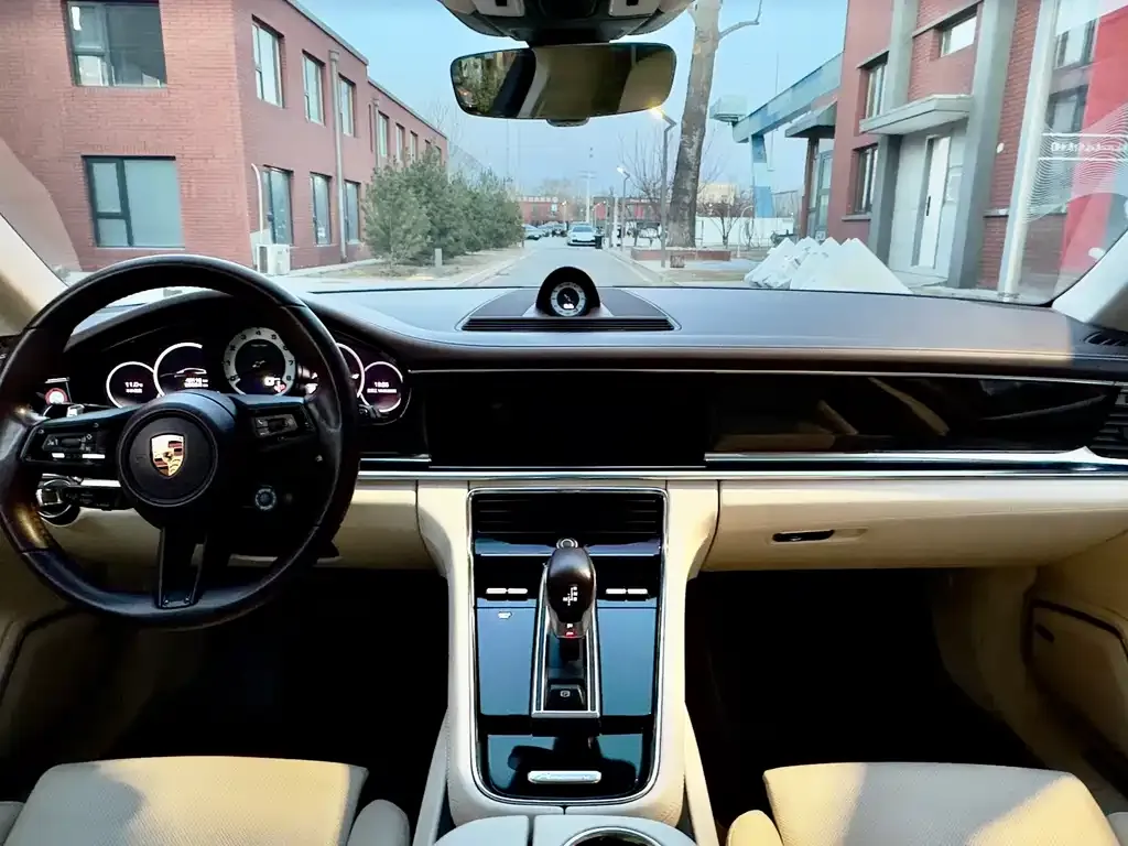 Porsche Panamera 2021 из CN, фото 5