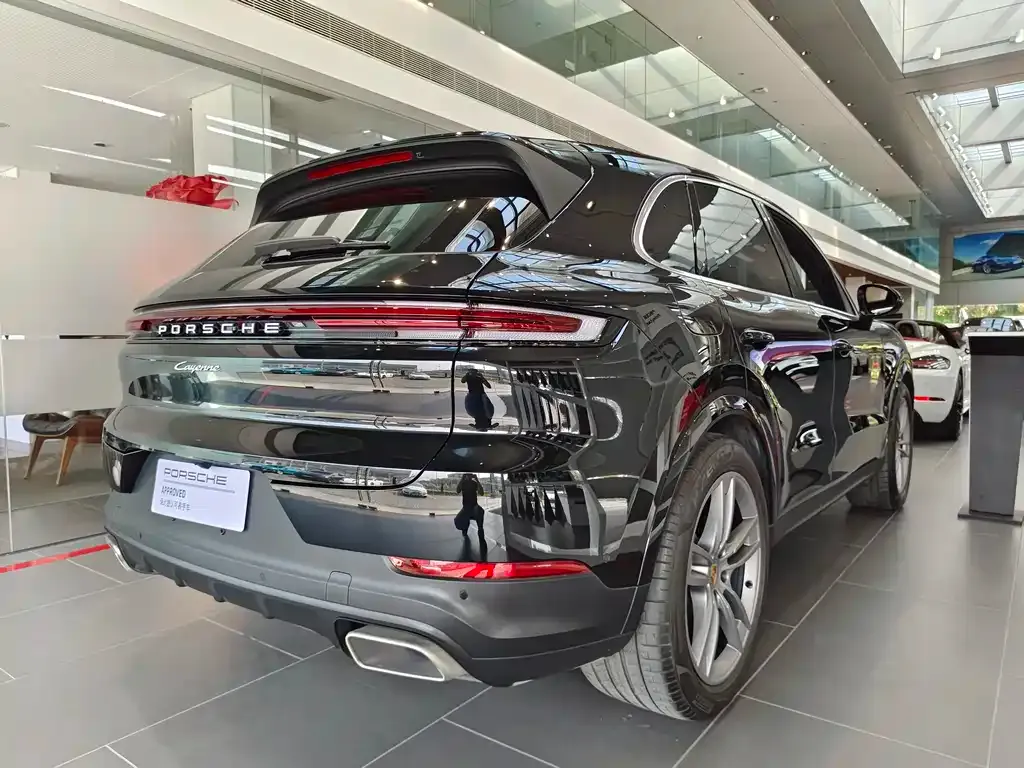 Porsche Cayenne 2025 из CN, фото 6