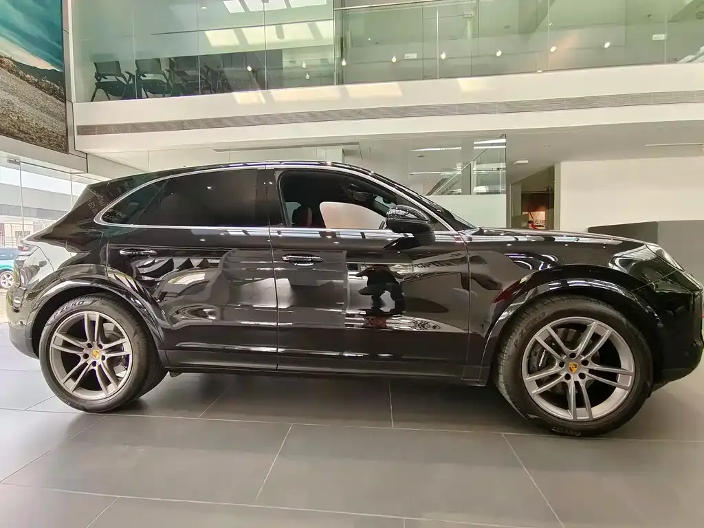 Porsche Cayenne 2025 из CN, фото 7