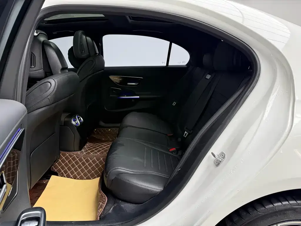 Mercedes-Benz C-Class 2024 из CN, фото 9