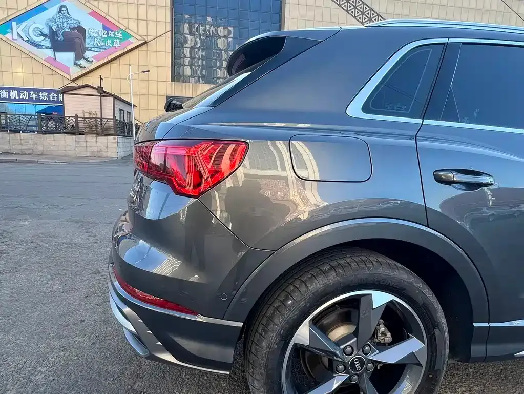 Audi Q3 2021 из CN, фото 9