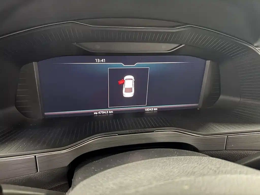 Skoda Superb 2024 из CN, фото 4