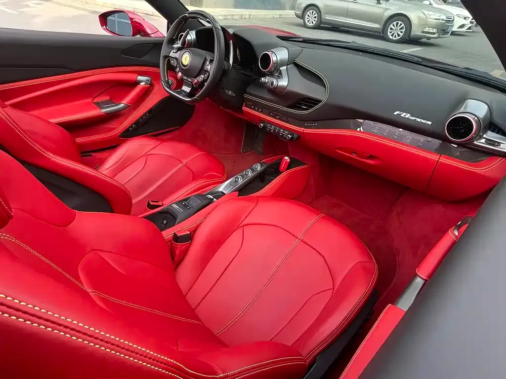 Ferrari F8 — фото 2