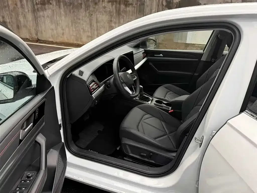 Volkswagen Lavida 2024 из CN, фото 3