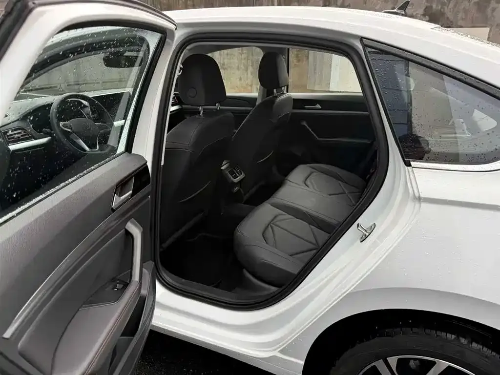 Volkswagen Lavida 2024 из CN, фото 4