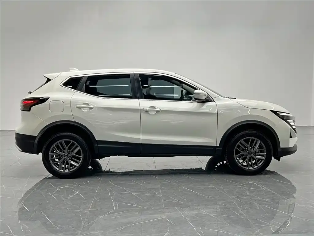 Nissan Qashqai — фото 3