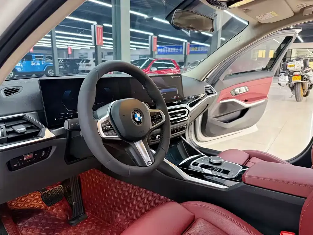 BMW 3 Series 2023 из CN, фото 5