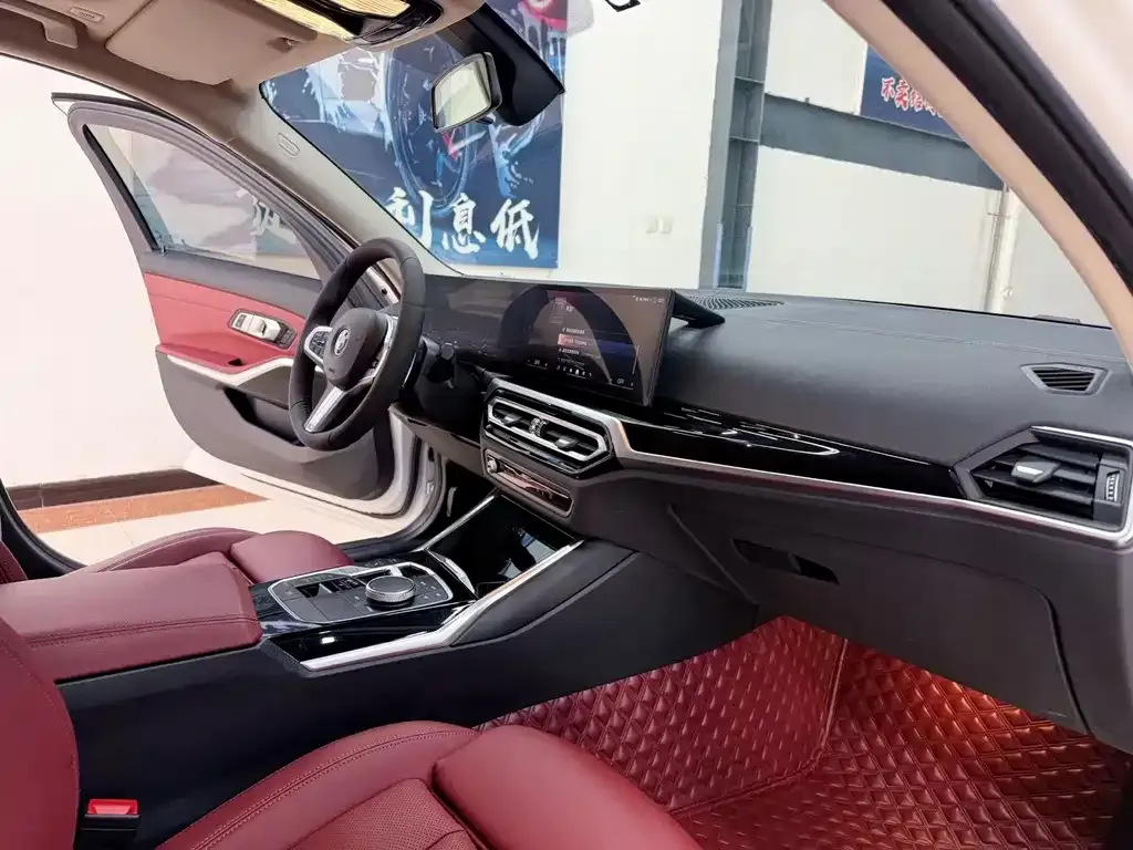 BMW 3 Series 2023 из CN, фото 9
