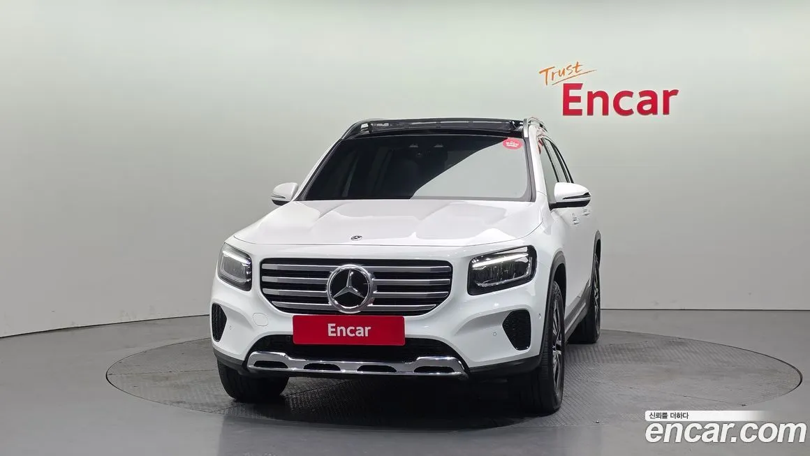 Mercedes-Benz GLB-Class — фото 2