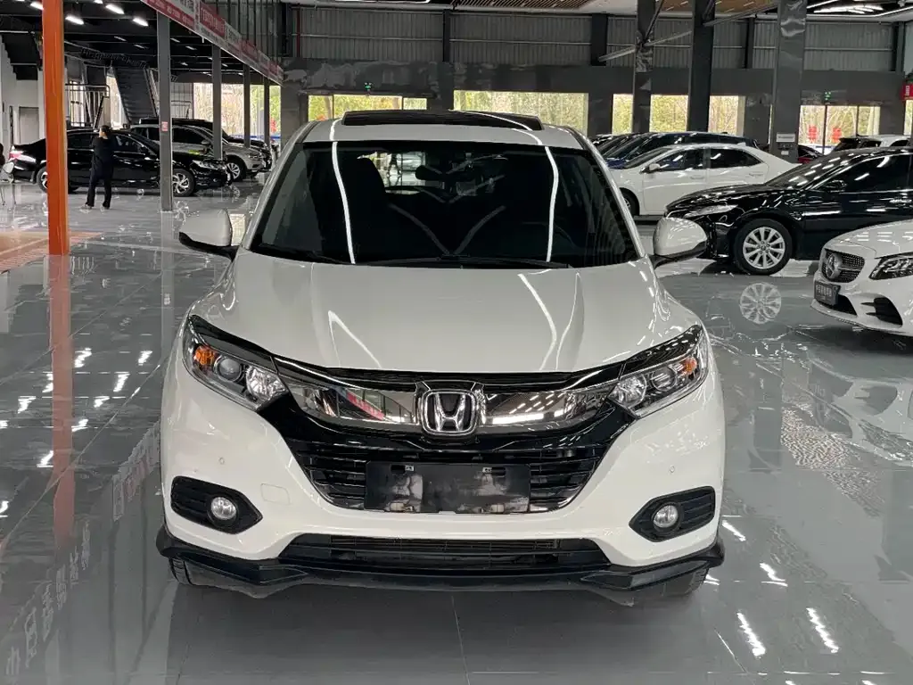 Honda Vezel 2021 из CN, фото 8