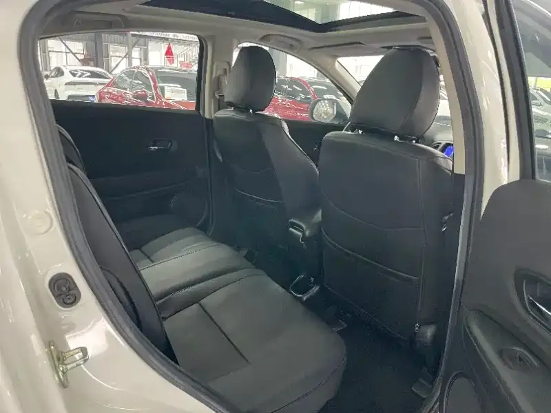 Honda Vezel 2021 из CN, фото 3