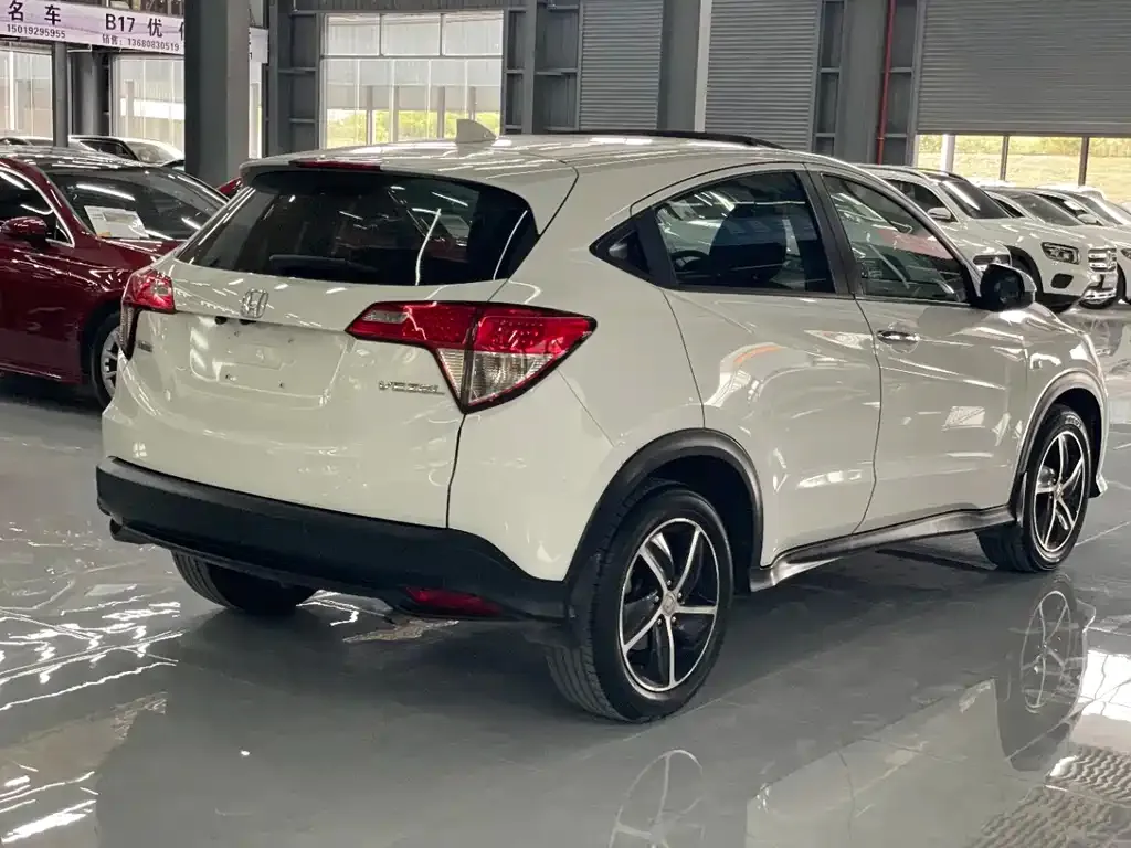 Honda Vezel 2021 из CN, фото 9