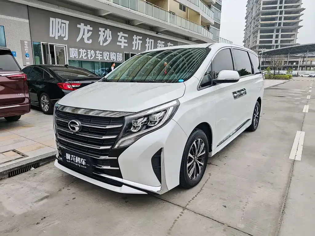 GAC Motor Trumpchi M8 — фото 1