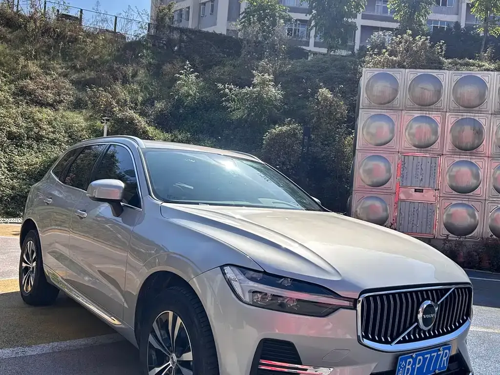 Volvo XC60 2022 из CN, фото 9