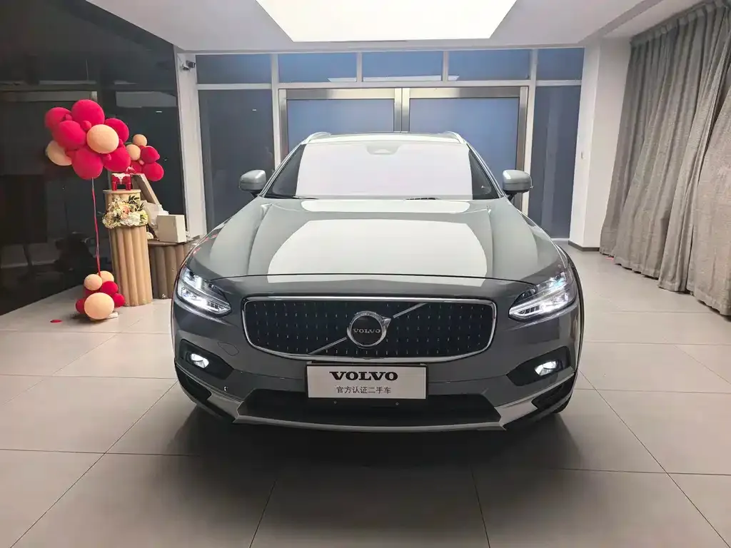 Volvo V90 — фото 2
