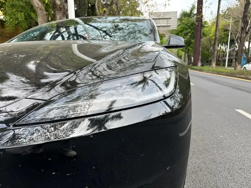 Tesla Model 3 — фото 2